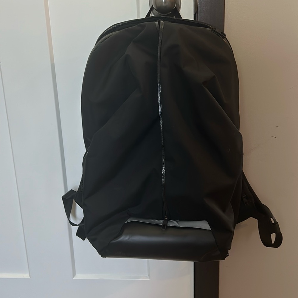 [Lululemon] backpack
